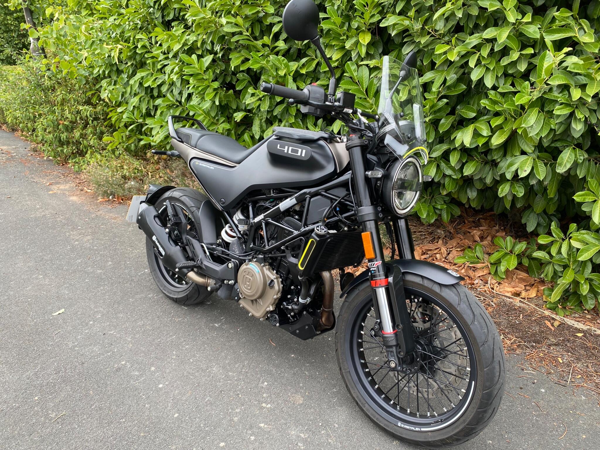 2022 72 Reg Husqvarna Svartpilen 401